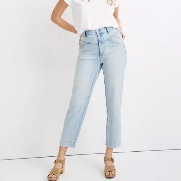 Madewell Denim - NWT MADEWELL tapered jeans Fitzgerald wash 27